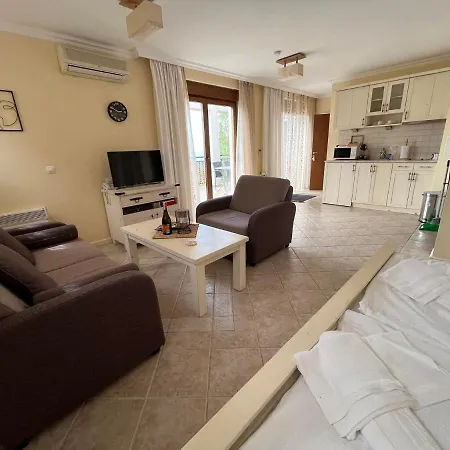 Appartement Cosy With Sea View In Santa Marina Sozopol